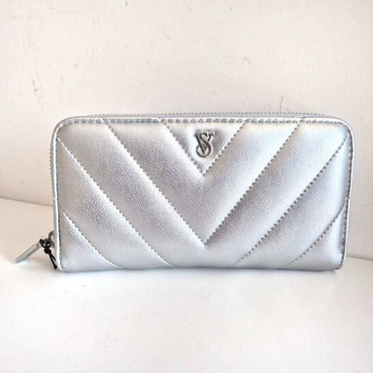 Cartera en cierre plata
